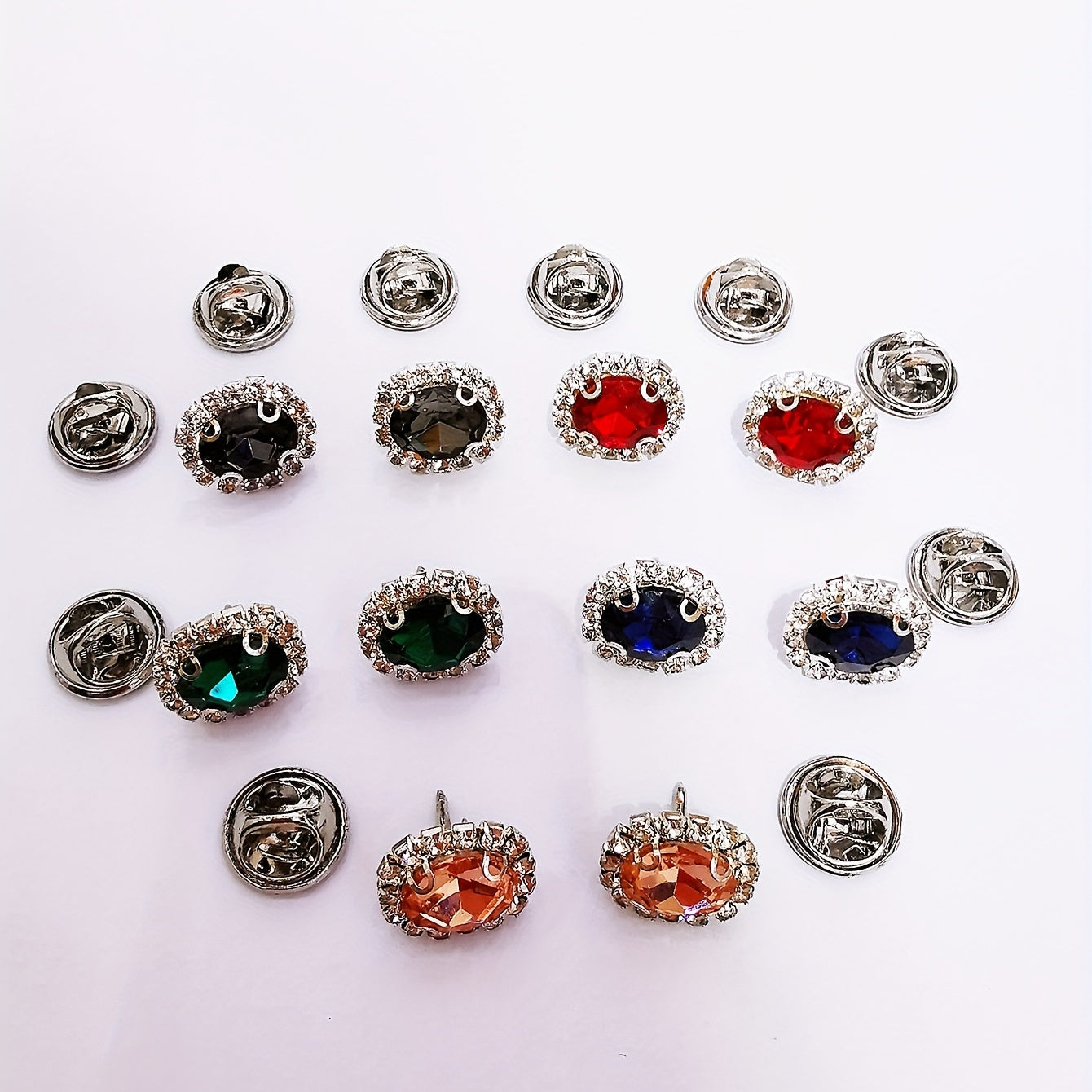 Lot de 10 Breloques Strass Détachables – Customisation Chaussures, Sacs & Accessoires ✨