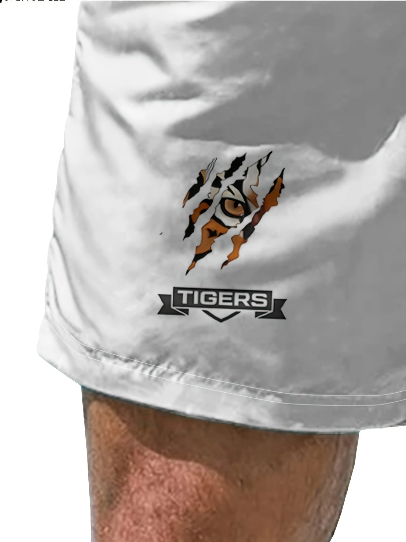 Short Homme Motif Tigre Bondissant – Style Jungle Décontracté 🐯☀️