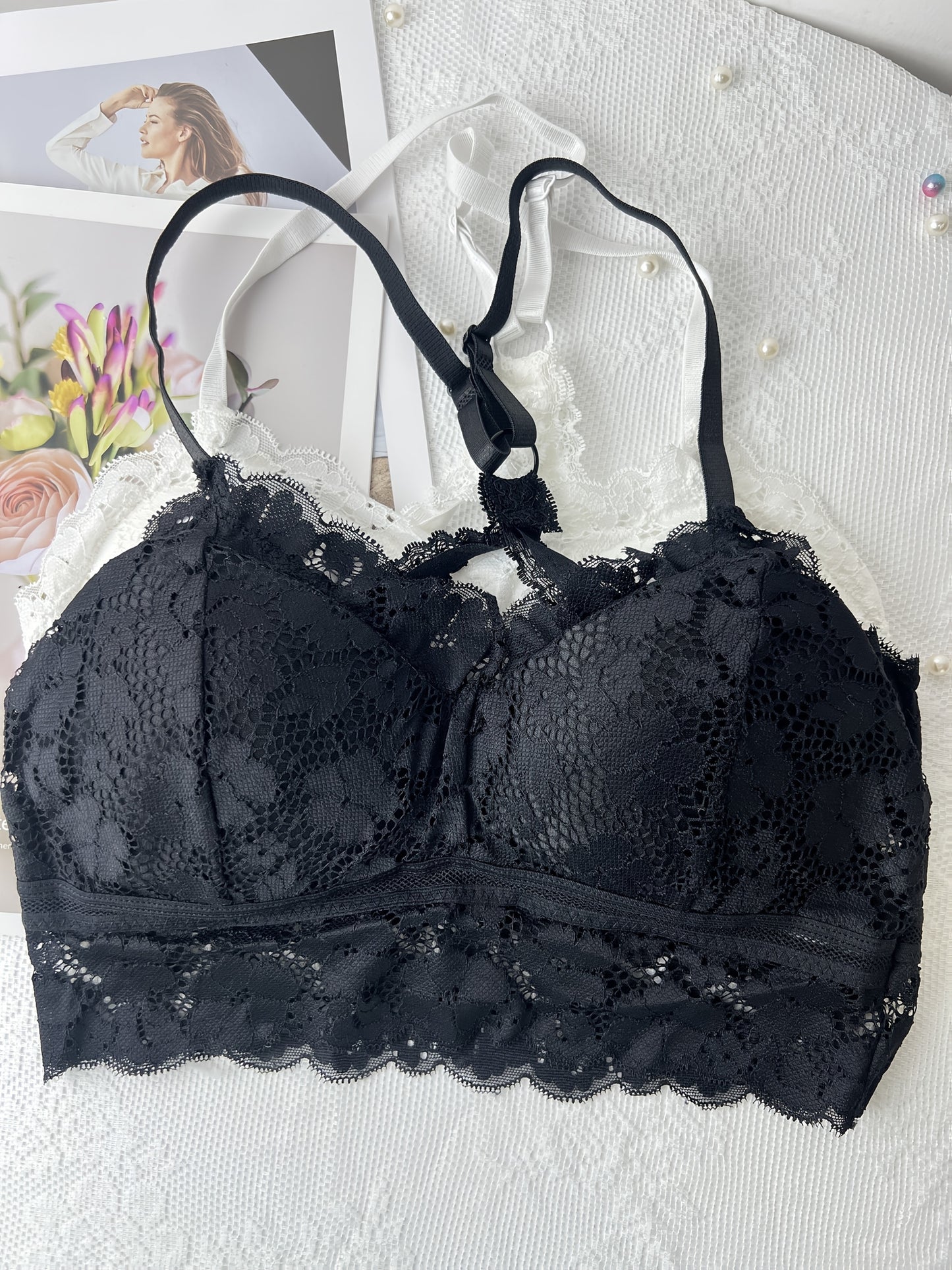 Bralette en Dentelle Femme Sans Armatures - Rembourrage Amovible, Detail Croix