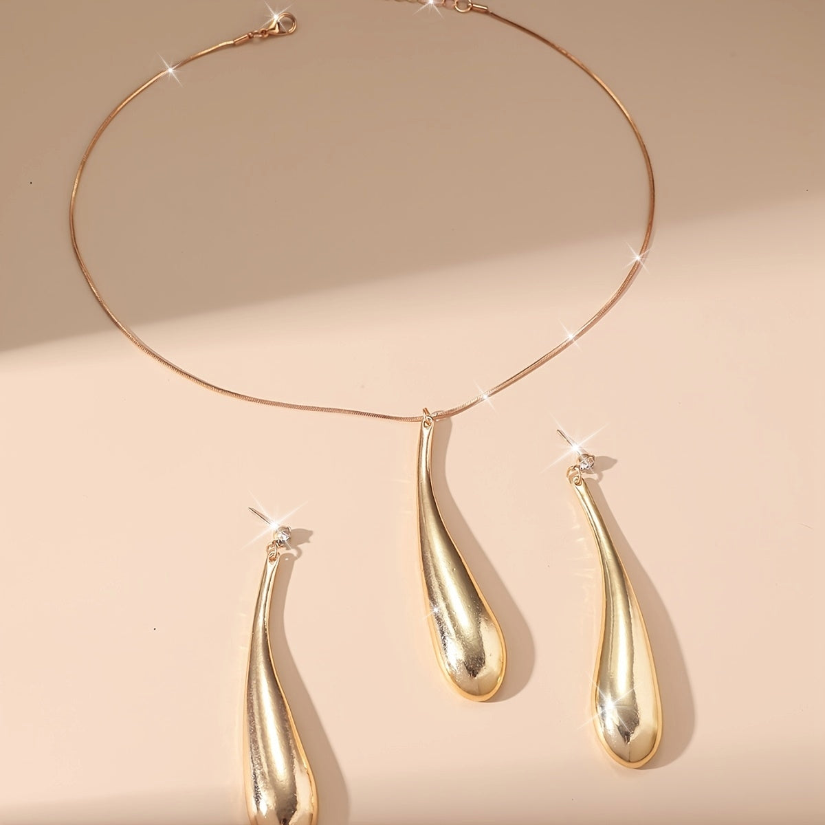 Ensemble collier et boucles d'oreilles - Topdecheztop.fr
