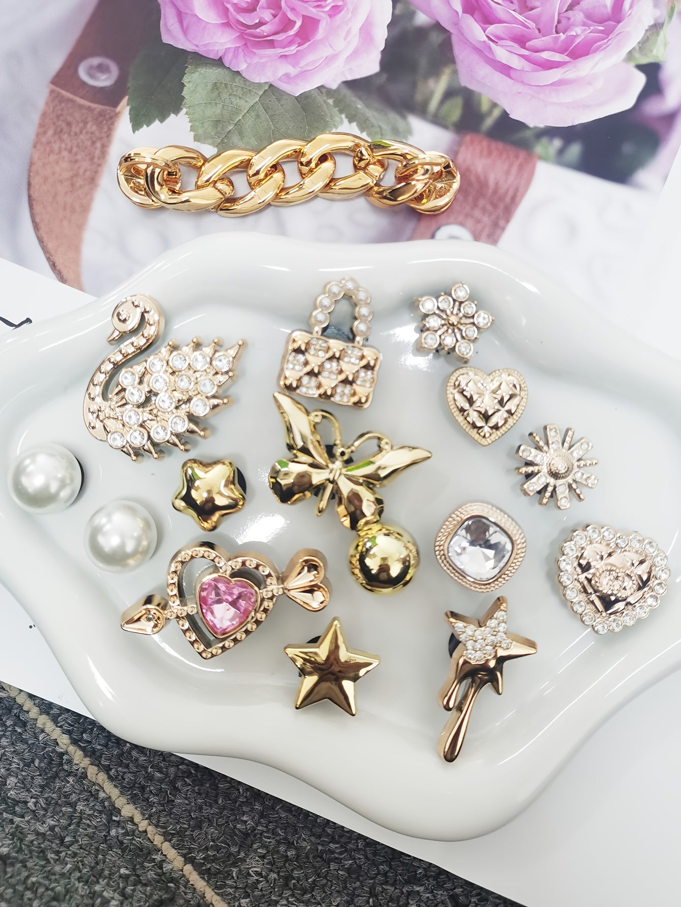Lot de 16 Breloques Dorées Strass pour Chaussures – Customisation Élégante 💎✨