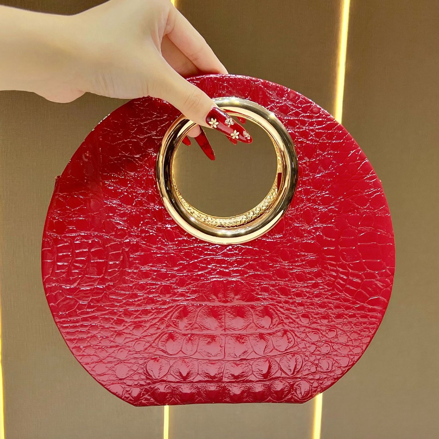 Pochette Soiree Femme Ovale avec Chaine - Bandouliere, Style Retro, PU, 4 Coloris