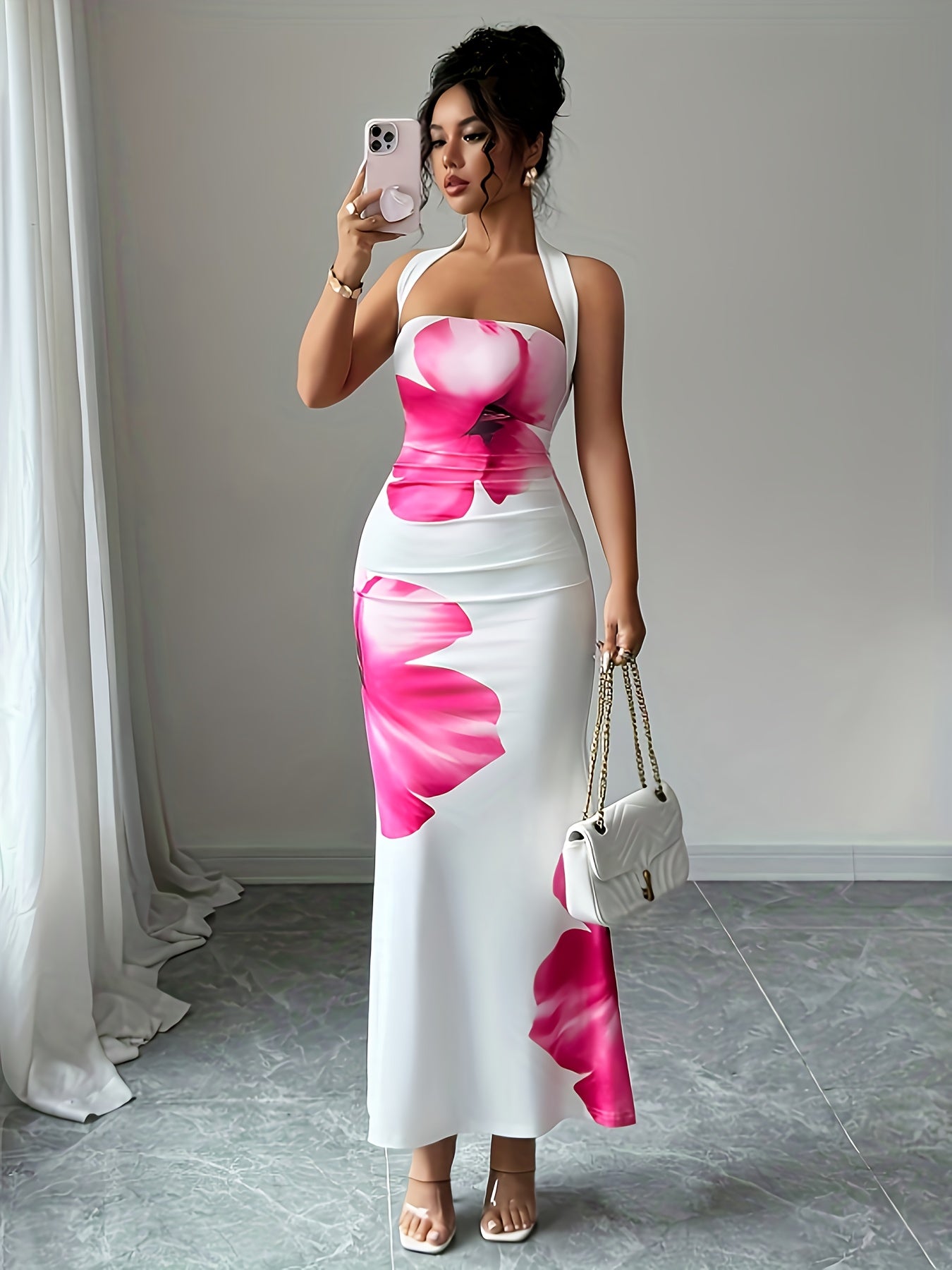 Robe d'été fleurie sans bretelles - Coupe cintrée & volants