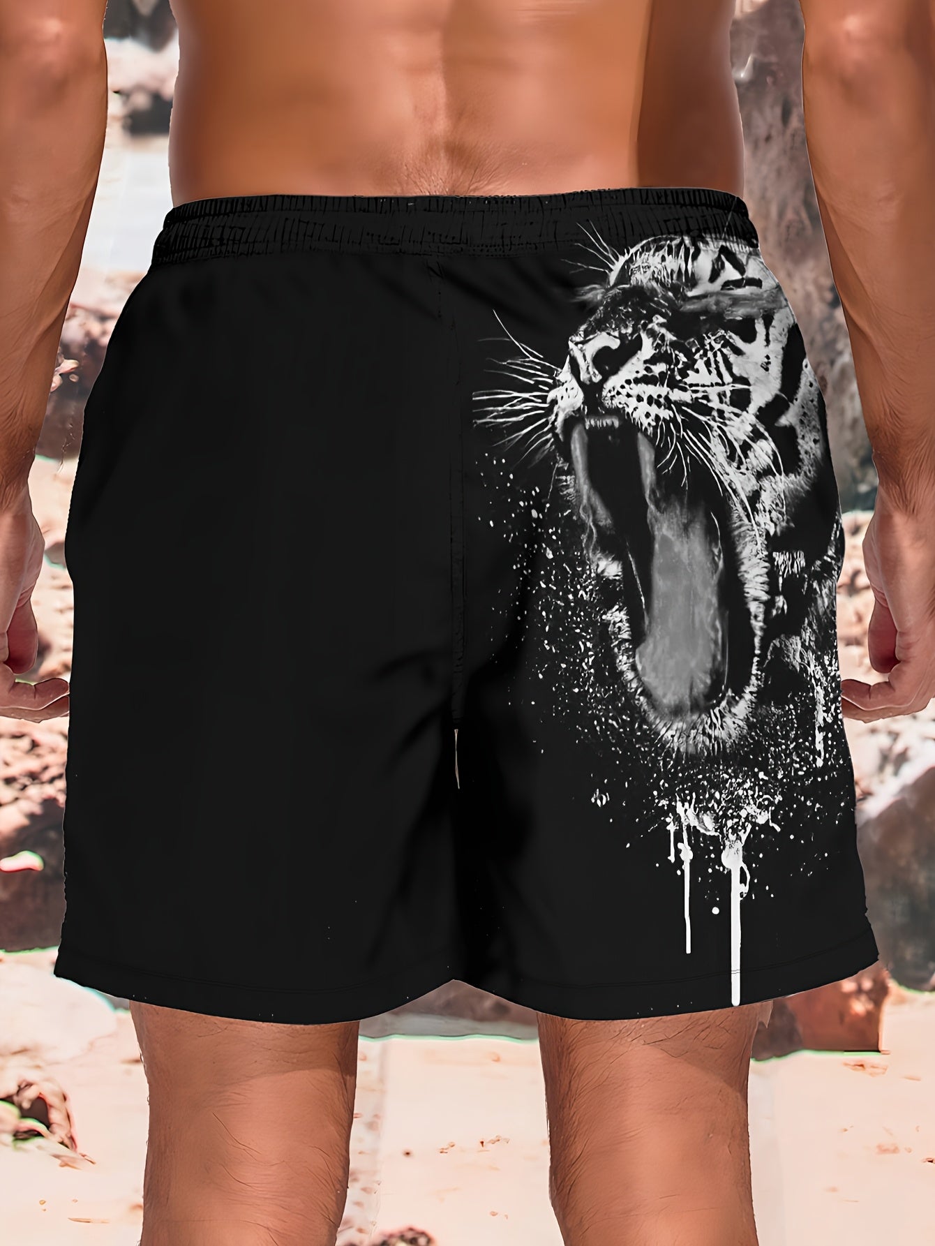 Short Homme Plage Ete Motif Tigre Feroce Geometrique - 95% Polyester Elasthanne Coupe Standard Bleu Noir FR S-XXL