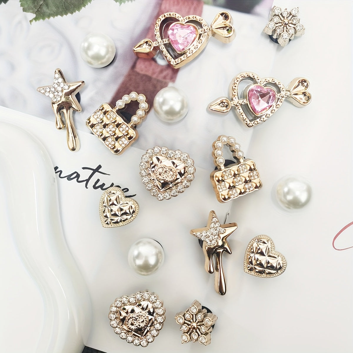 Lot de 16 Breloques Dorées Strass pour Chaussures – Customisation Élégante 💎✨