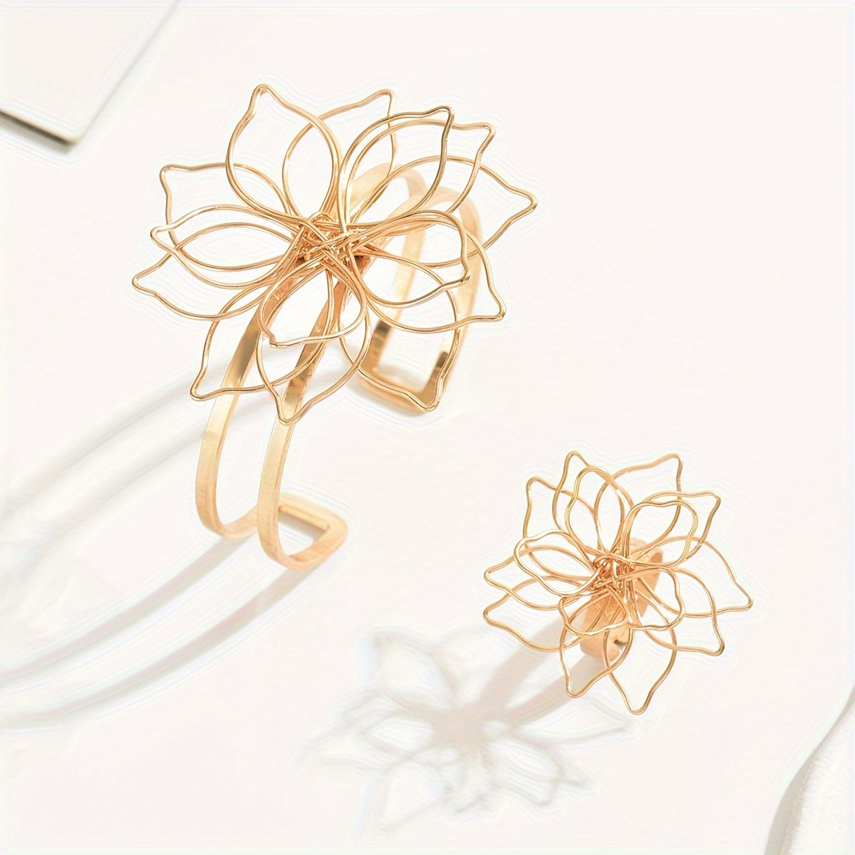 Ensemble 2 Bijoux Fleur Vintage Ajoures Femme - Dore ou Argente, Style Elegant, Toutes Occasions