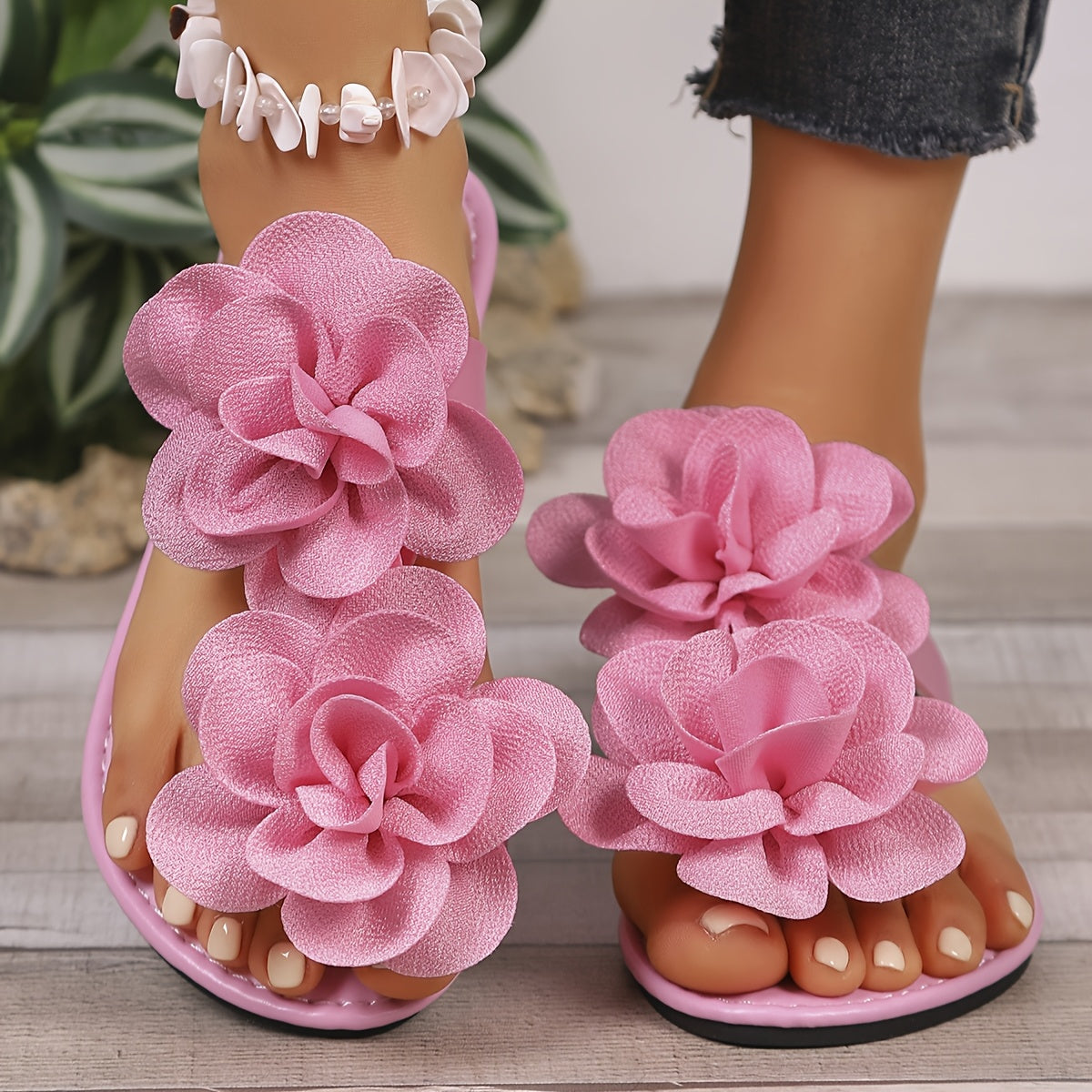 Sandales Plates Femme Elegantes a Fleurs - Style Tongs Confortables